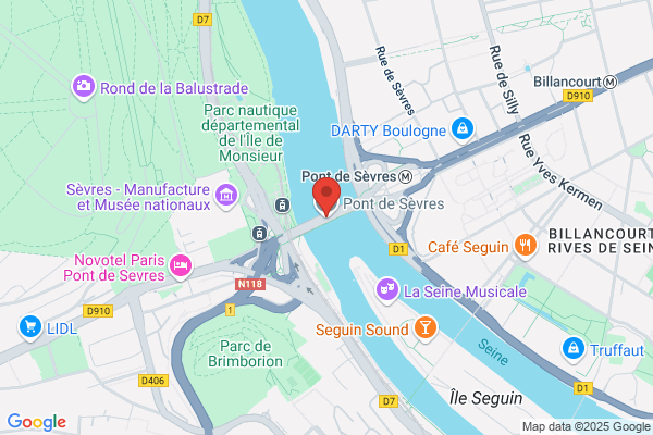 Au Pont De Sevres