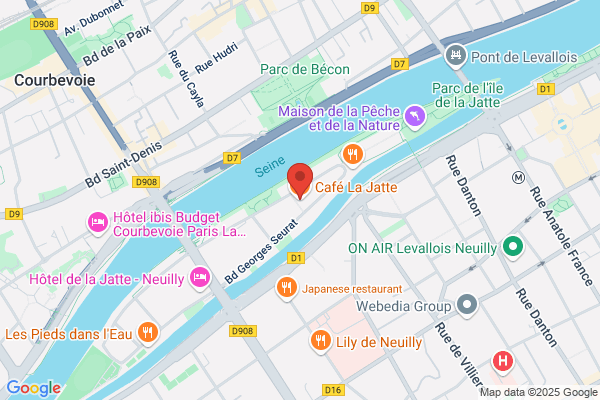 Cafe De La Jatte
