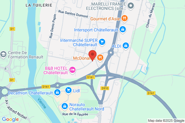 greet Hotel Chatellerault