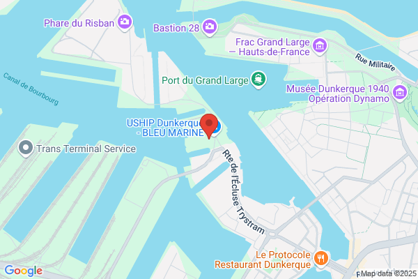 Bleu Marine Hall Bateaux