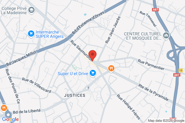 Cafe Des Justices