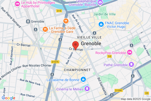 Cour Des Grands