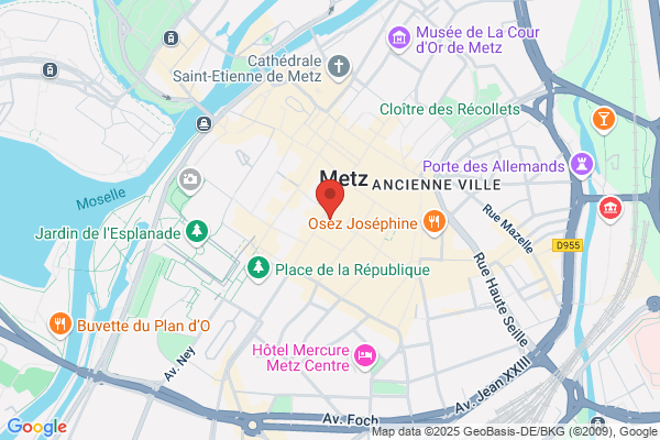 Cafe De La Presse