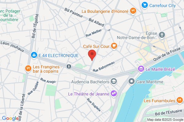 Cafe Des Fusains