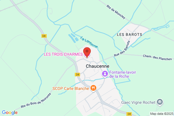 LES TROIS CHARMES