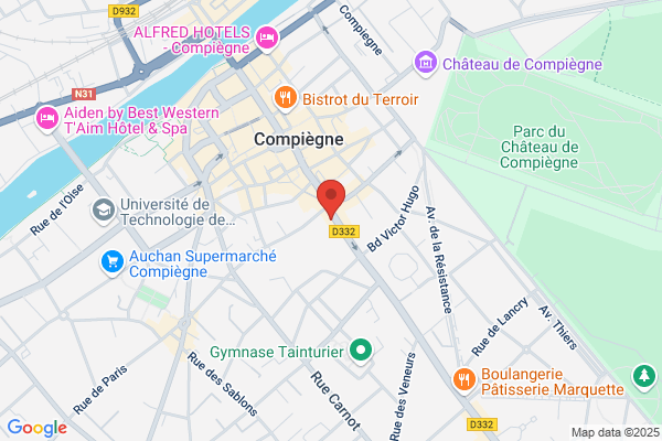 Au Fond De La Cour