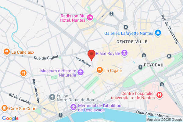 Au Nom De La Rose
