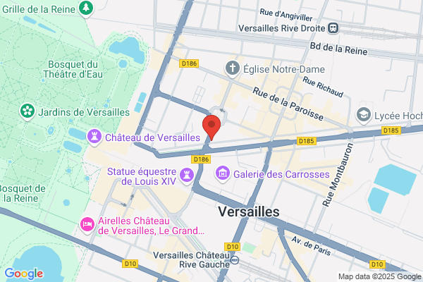 Cafe De La Place D Armes