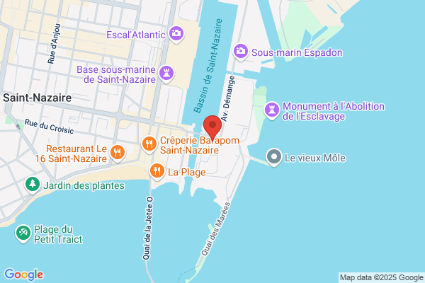 Cafe De La Marine