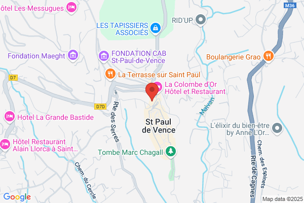 Cafe De La Place