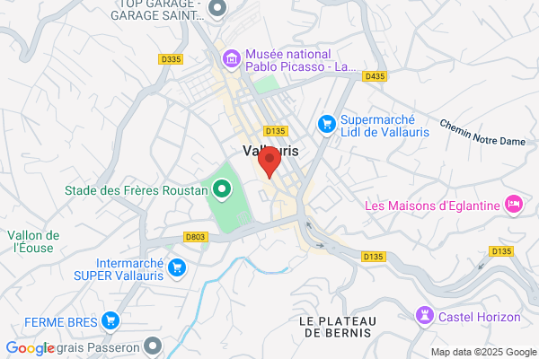 Brasserie Le Dan Cafe