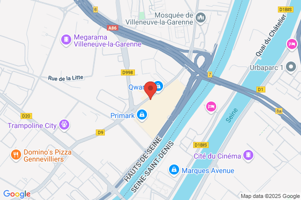 Cafe Le Carrefour